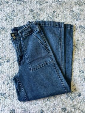 GAP Women's Size 29 Short Dark Blue High Rise Wide Leg Cropped Jeans